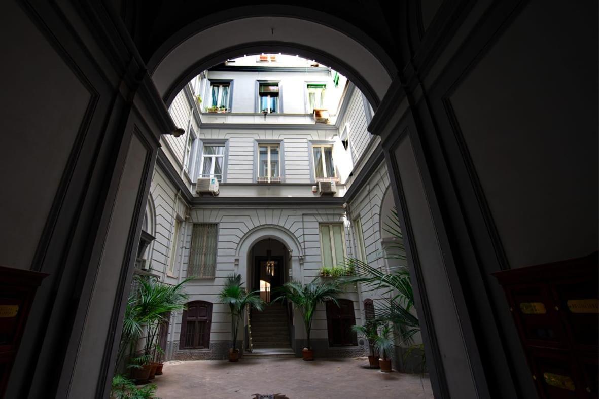 Parco Margherita 3 Napoli Bagian luar foto